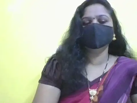 anu-reddyy online show from 04.28.26
