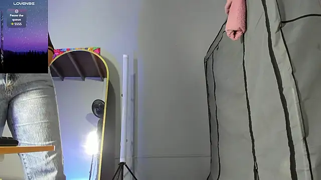 Zaphiro  Sky online show from 03.05.26