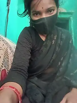 Snapshot of Desi_Couple_P chatting on 05.21.26 Desi Couple P online show from 05.21.26