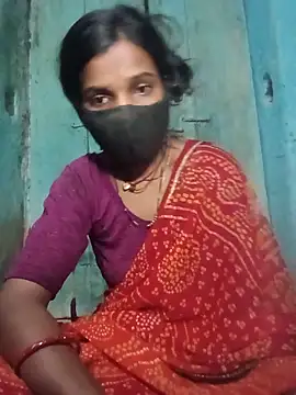 Snapshot of Desi_Couple_P chatting on 06.08.26 Desi Couple P online show from 06.08.26