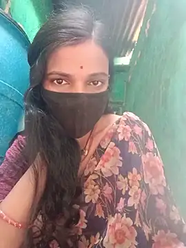 Snapshot of Desi_Couple_P chatting on 06.14.26 Desi Couple P online show from 06.14.26
