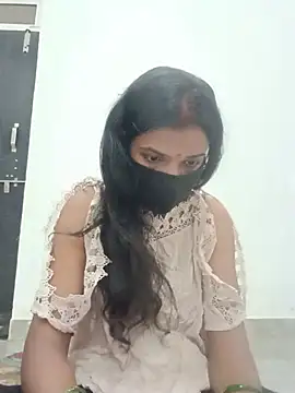 Snapshot of Desi_Couple_P chatting on 07.18.26 Desi Couple P online show from 07.18.26