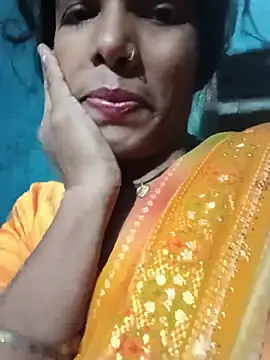 Snapshot of Desi_Couple_P chatting on 07.23.26 Desi Couple P online show from 07.23.26