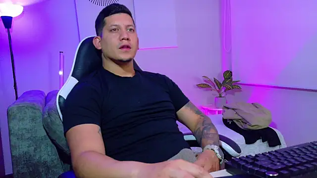 robertobaggioo online show from 07.23.26