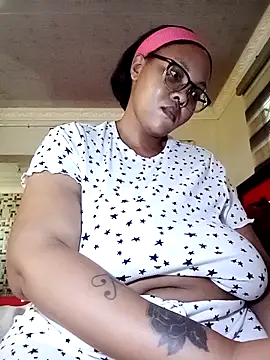 ShantelBootyBoobs online show from 04.27.26