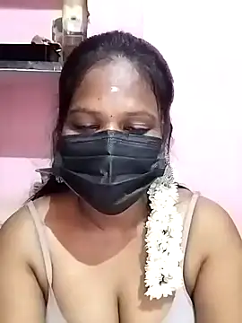 Snapshot of Tamil_Ramya_ chatting on 04.10.26 Tamil Ramya online show from 04.10.26