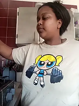 PerlaCurvasgrandes online show from 03.10.26