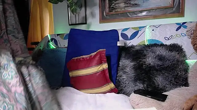 Snapshot of Merry-Olsen chatting on 03.06.26 Merry-Olsen online show from 03.06.26