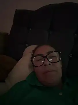 Snapshot of Merry-Olsen chatting on 03.11.26 Merry-Olsen online show from 03.11.26