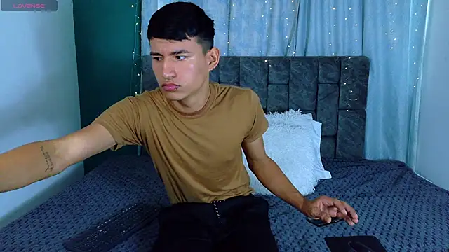 NicolasTorrez online show from 02.13.26