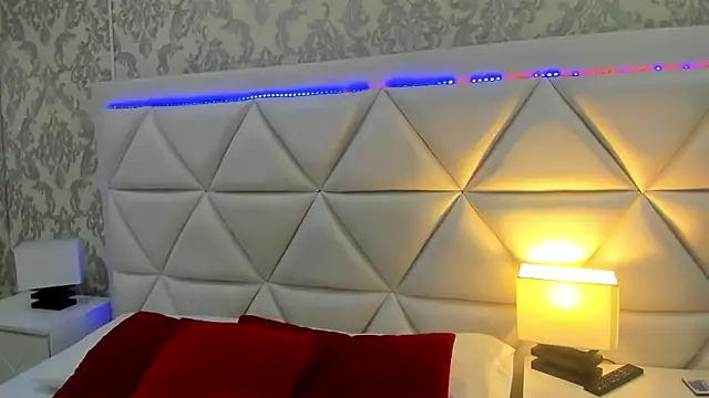 HollyOlson online show from 07.02.26