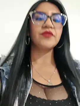 Snapshot of sensual_muse chatting on 03.15.26 sensual muse online show from 03.15.26