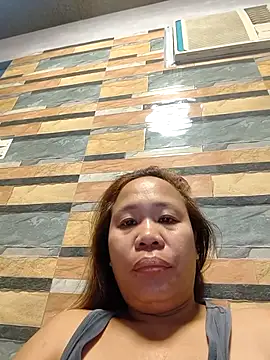 squirtshantal online show from 10.14.25