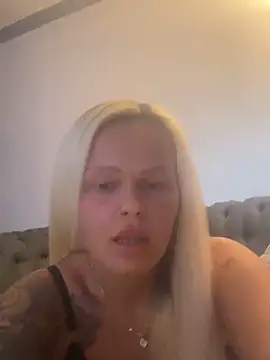 Snapshot of BlondeMilfXo chatting on 06.07.26 BlondeMilfXo online show from 06.07.26