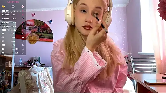 Snapshot of MelissaZaria chatting on 05.03.26 MelissaZaria online show from 05.03.26