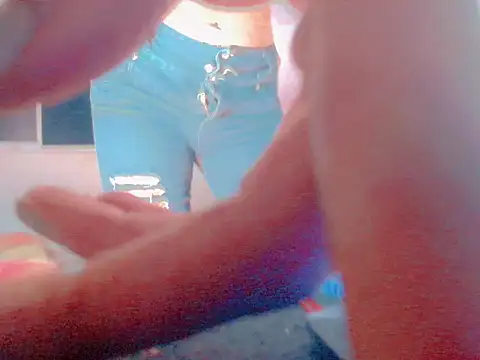 latinhott23 online show from 06.19.26