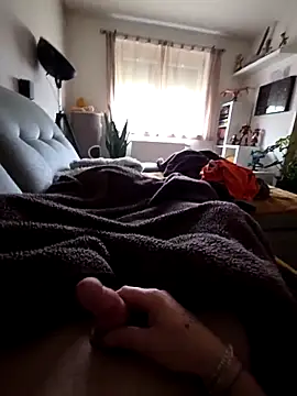 Snapshot of GerneNackt89 chatting on 03.27.26 GerneNackt89 online show from 03.27.26