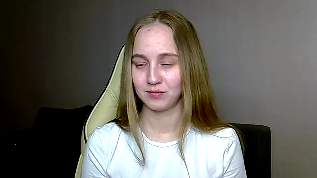 christimontero online show from 03.06.26