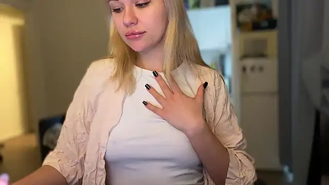 Snapshot of Leylia_Lily chatting on 03.09.26 Leylia Lily online show from 03.09.26