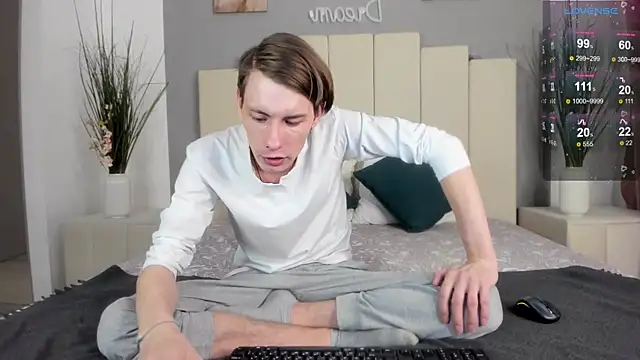 Snapshot of Erick_Wilson chatting on 03.02.25 Erick Wilson online show from 03.02.25