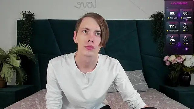 Snapshot of Erick_Wilson chatting on 03.05.25 Erick Wilson online show from 03.05.25