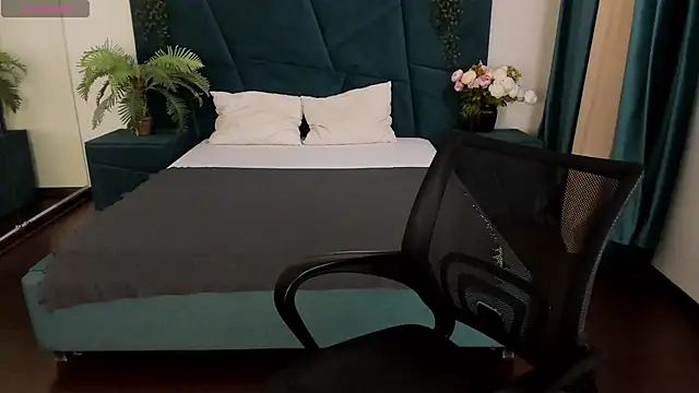 Snapshot of Erick_Wilson chatting on 03.07.25 Erick Wilson online show from 03.07.25