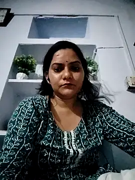 Anushka Singh0 online show from 04.30.26