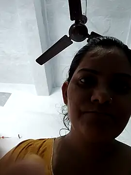 Anushka Singh0 online show from 06.18.26
