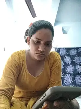 Anushka Singh0 online show from 06.24.26