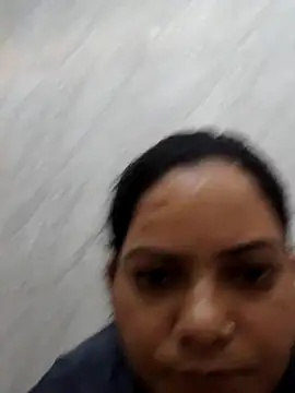 Anushka Singh0 online show from 06.28.26