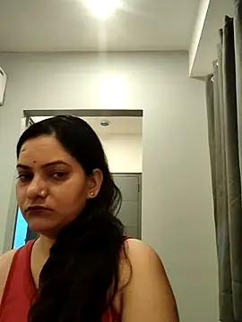 Anushka Singh0 online show from 07.15.26