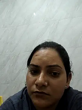 Anushka Singh0 online show from 07.16.26