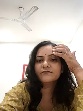 Anushka Singh0 online show from 07.30.26