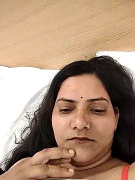 Anushka Singh0 online show from 07.31.26