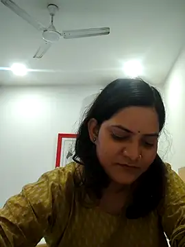 Anushka Singh0 online show from 08.02.26