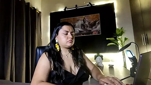 AzaraOnyx online show from 06.22.26
