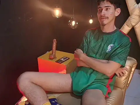 skinny jean  online show from 06.13.26