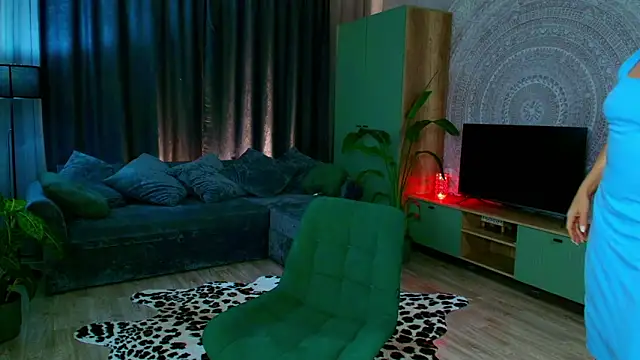 Shanita moon online show from 03.04.26