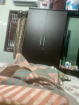 Snapshot of Magic_Spell_Tamil chatting on 02.13.26 Magic Spell Tamil online show from 02.13.26