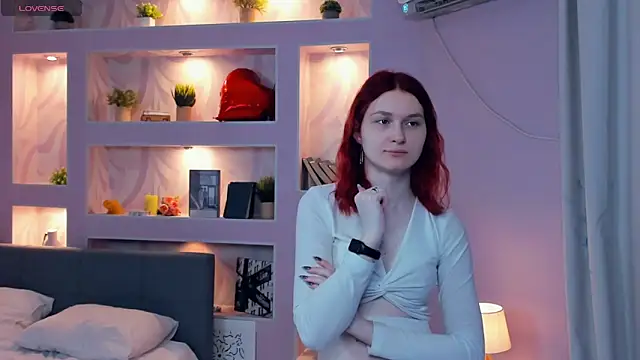 LinaMalech online show from 03.15.26