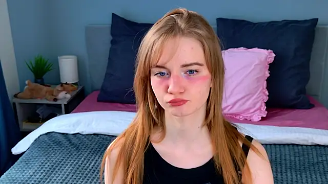 ElfieWhite online show from 05.06.26