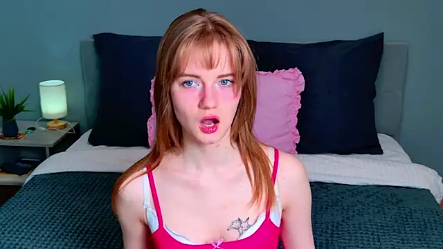 ElfieWhite online show from 05.25.26