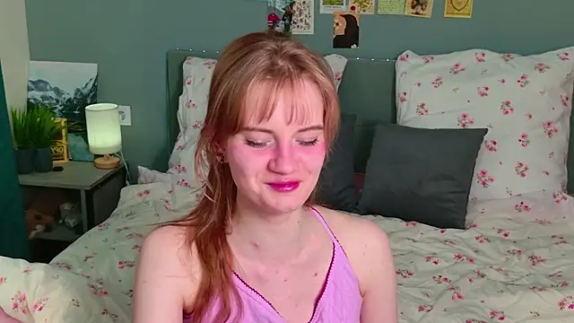 ElfieWhite online show from 06.08.26