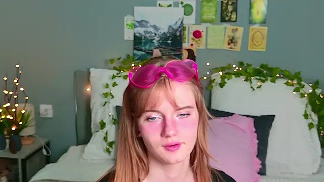 ElfieWhite online show from 06.14.26