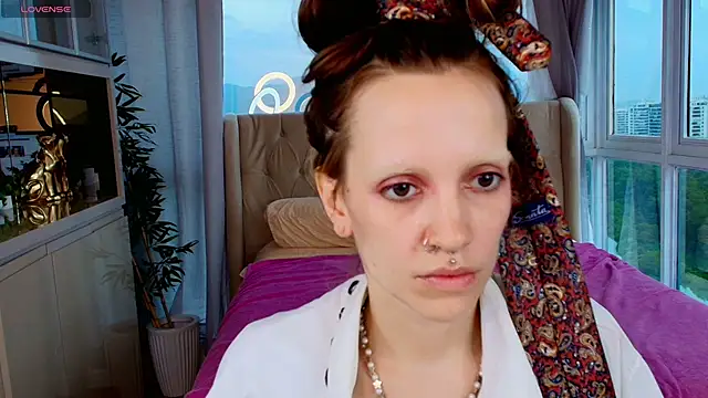 Peggy Ross online show from 03.12.26