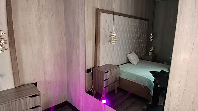 Anya Volker online show from 03.12.26