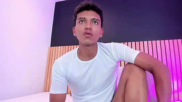 jhoystrong  online show from 02.25.26