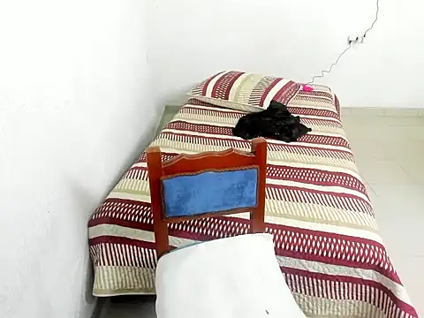 Snapshot of SWEETMILF_HOT chatting on 02.23.26 SWEETMILF HOT online show from 02.23.26