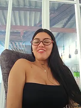 Snapshot of Roma_xxx chatting on 05.15.26 Roma xxx online show from 05.15.26