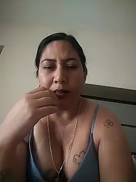 Arely Sweet online show from 02.15.26